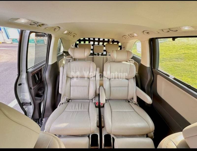 2018 Honda Odyssey J thumbnail 4