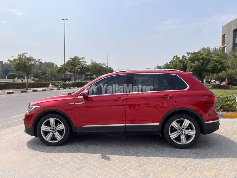 2021 Volkswagen Tiguan thumbnail 4