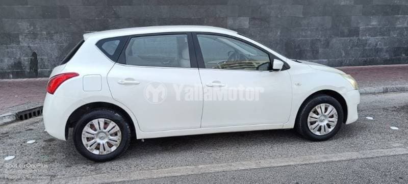 2014 Nissan Tiida