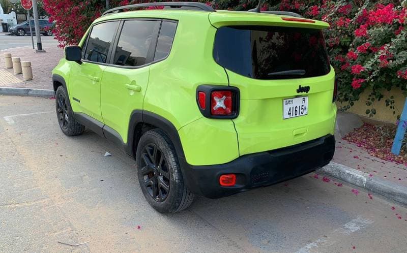 2019 Jeep Grand Cherokee thumbnail 2