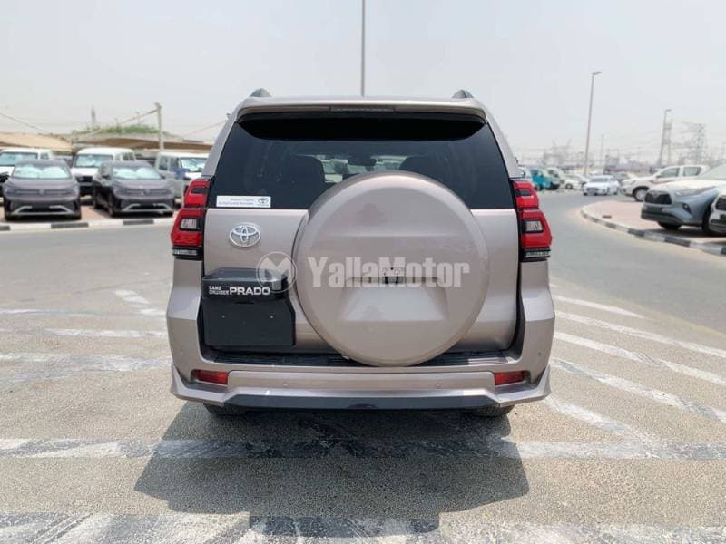 2021 Toyota Land Cruiser Prado thumbnail 5