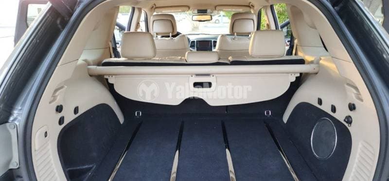 2012 Jeep Grand Cherokee thumbnail 4