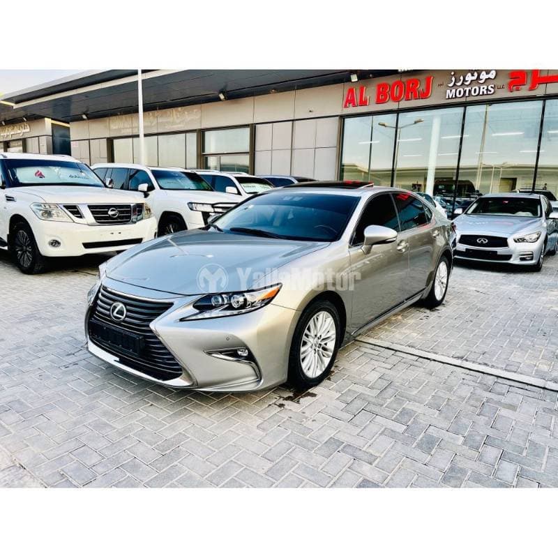2017 Lexus ES thumbnail 4