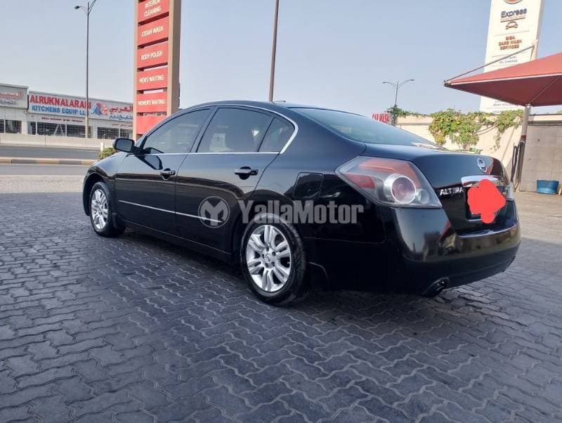 2010 Nissan Altima thumbnail 4