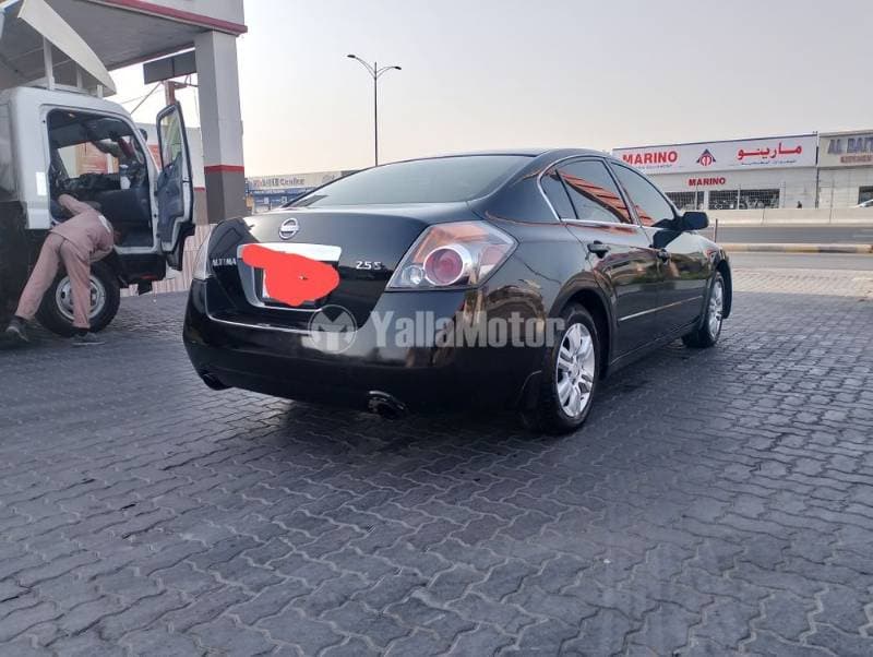 2010 Nissan Altima thumbnail 5
