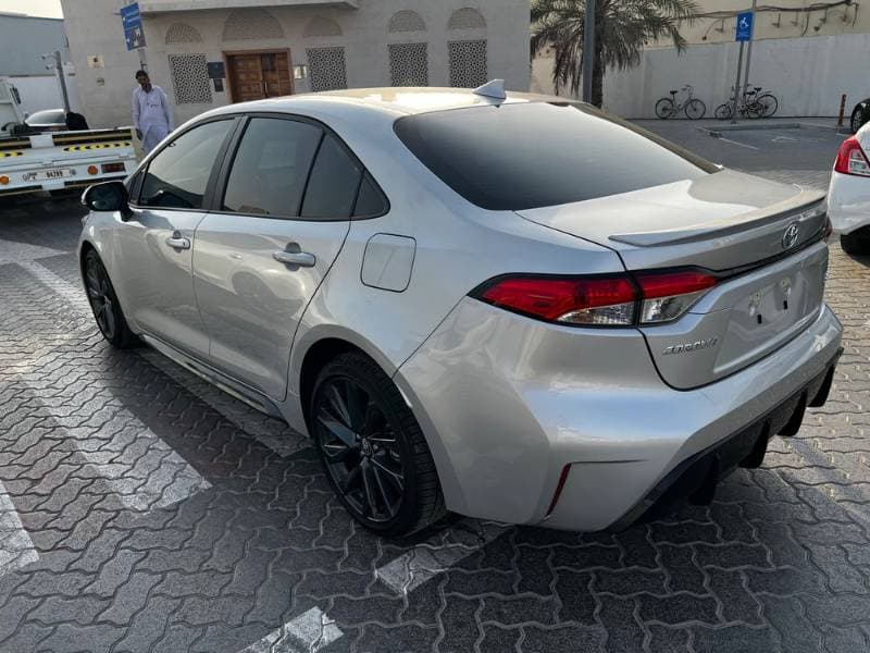 2025 Toyota Corolla thumbnail 5