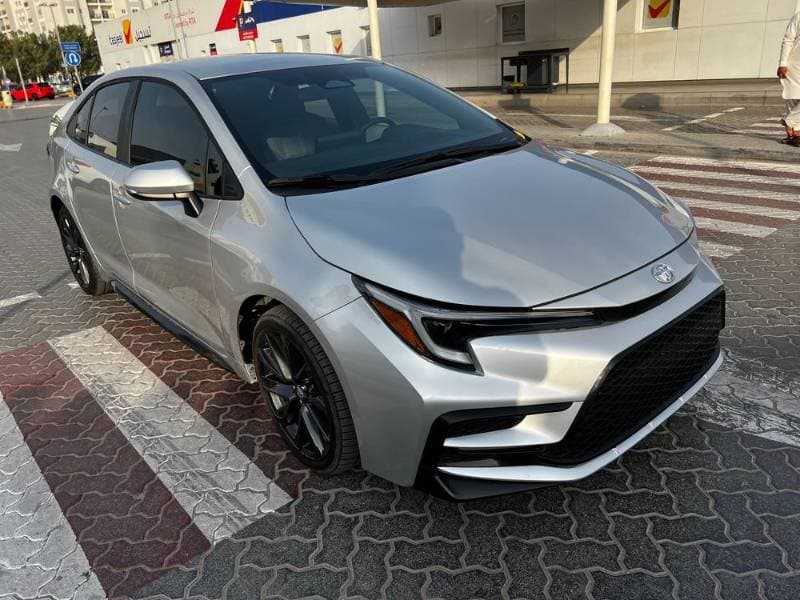 2025 Toyota Corolla thumbnail 2