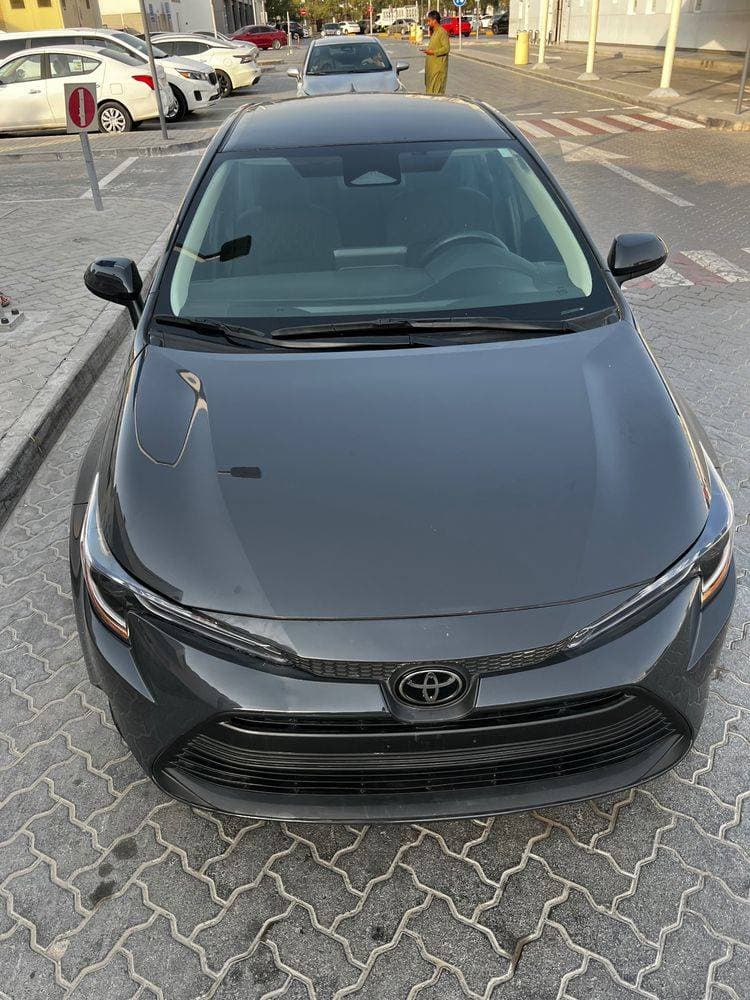 2025 Toyota Corolla thumbnail 3
