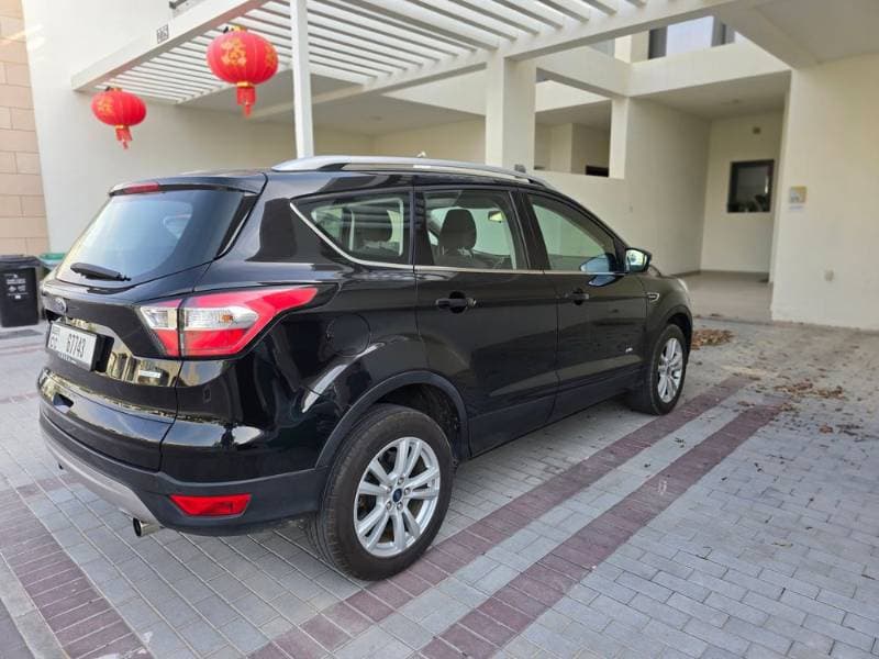 2019 Ford Escape thumbnail 2