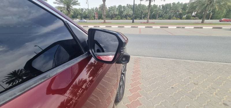 2016 Honda Civic thumbnail 4