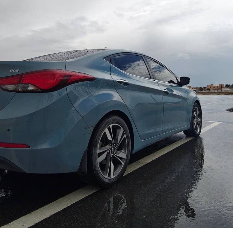 2015 Hyundai Elantra thumbnail 3