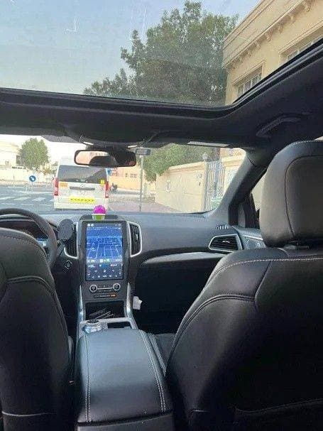 2023 Ford Edge ST thumbnail 3