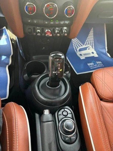 2024 Mini Cooper thumbnail 4