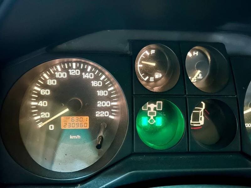 2007 Mitsubishi Pajero thumbnail 2