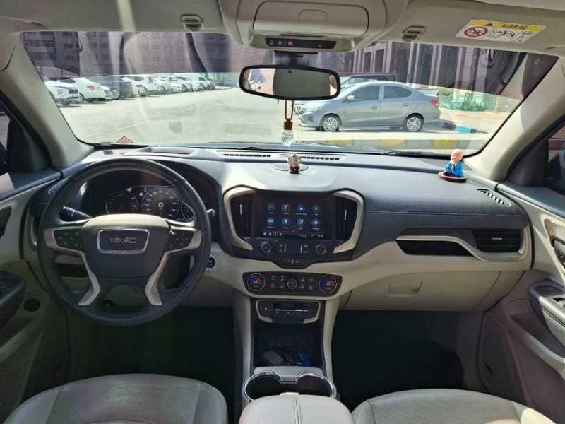 2023 GMC Terrain thumbnail 3