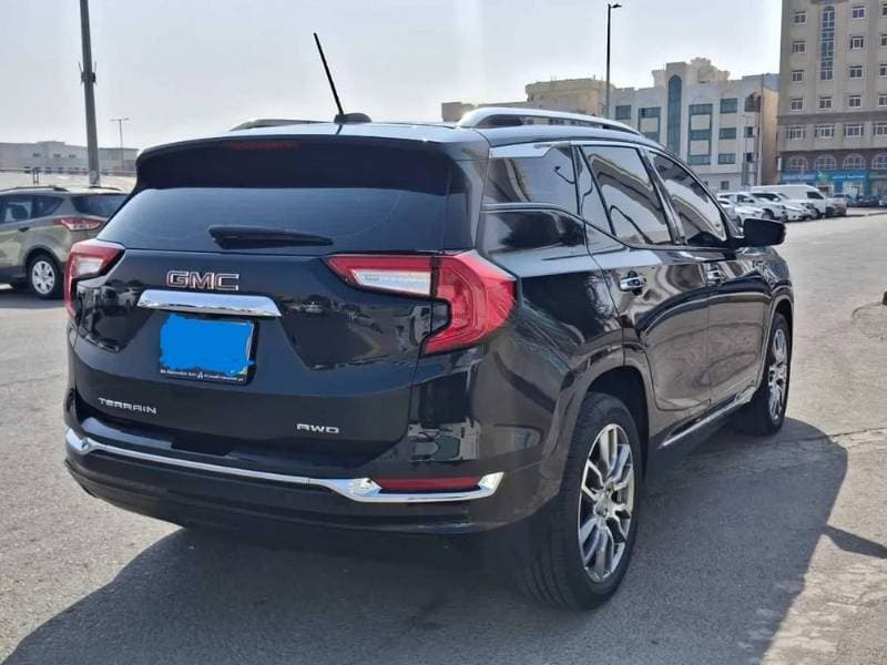 2023 GMC Terrain thumbnail 4