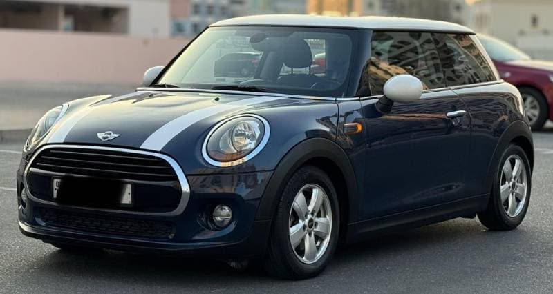 2017 Mini Coupe thumbnail 2