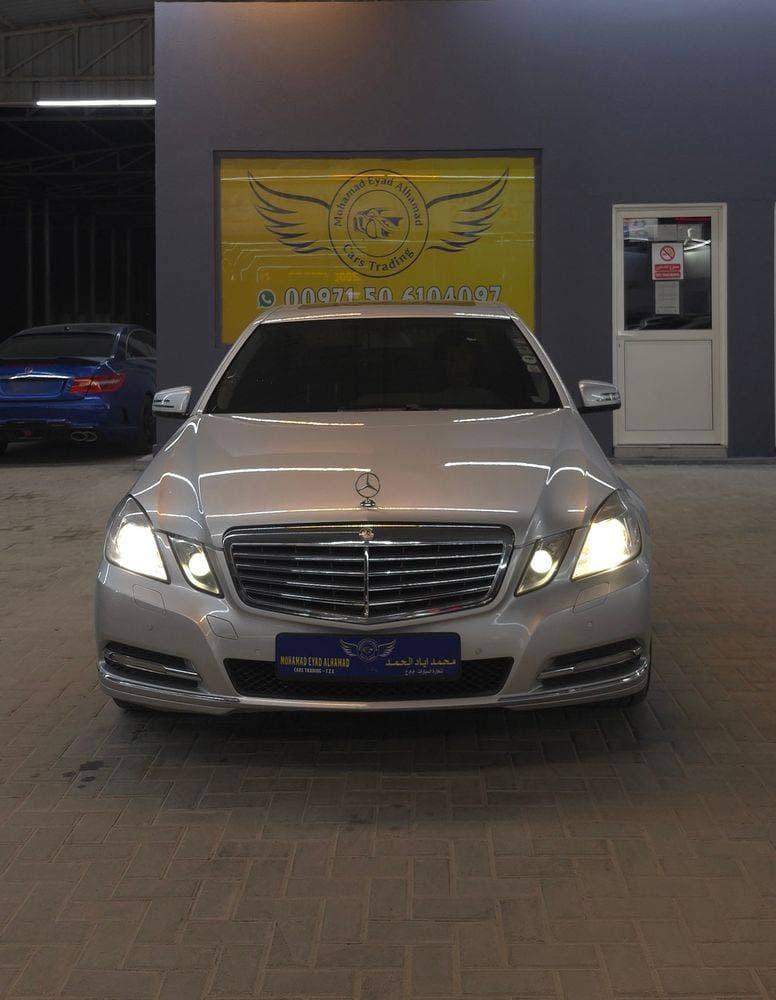 2011 Mercedes-Benz E-Class thumbnail 3