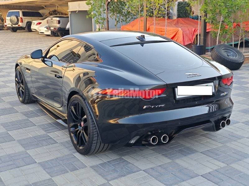 2016 Jaguar F-Type thumbnail 5