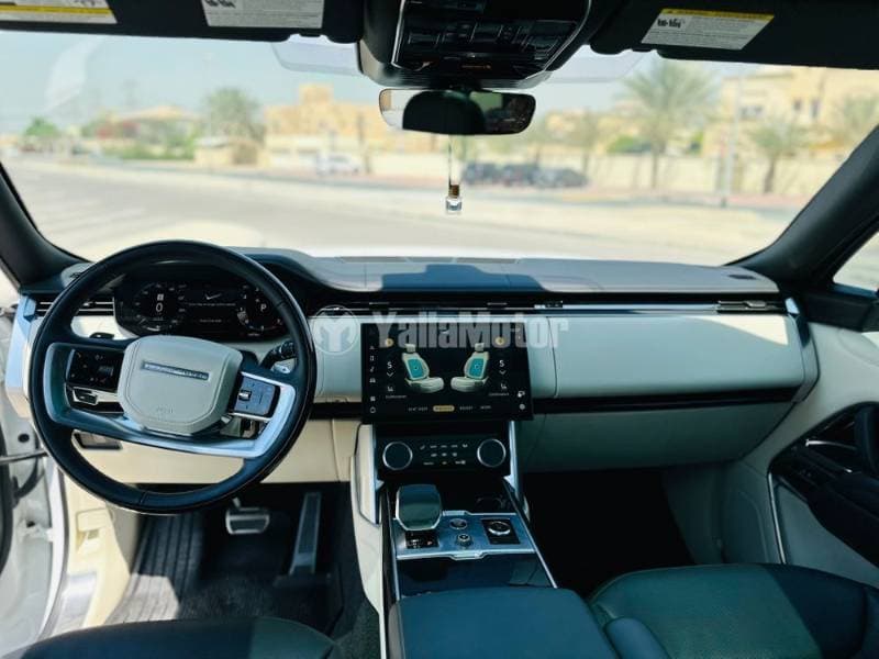 2023 Land Rover Range Rover thumbnail 9