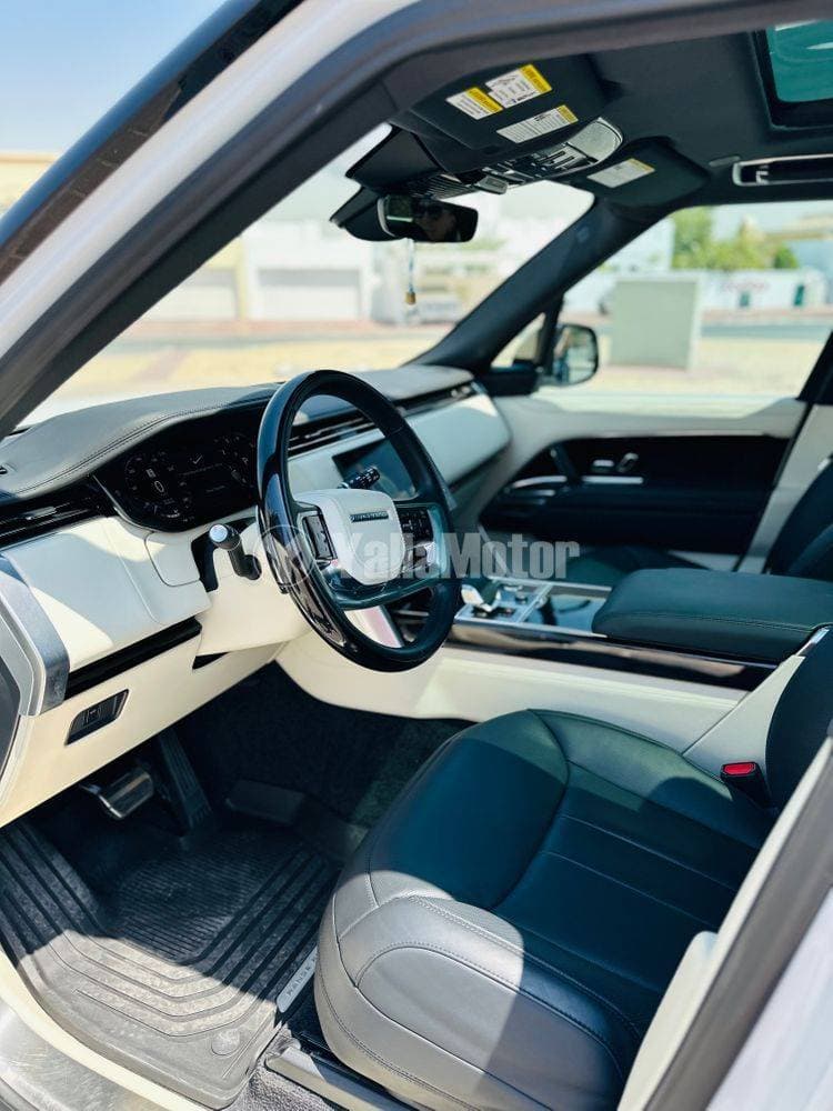2023 Land Rover Range Rover thumbnail 10