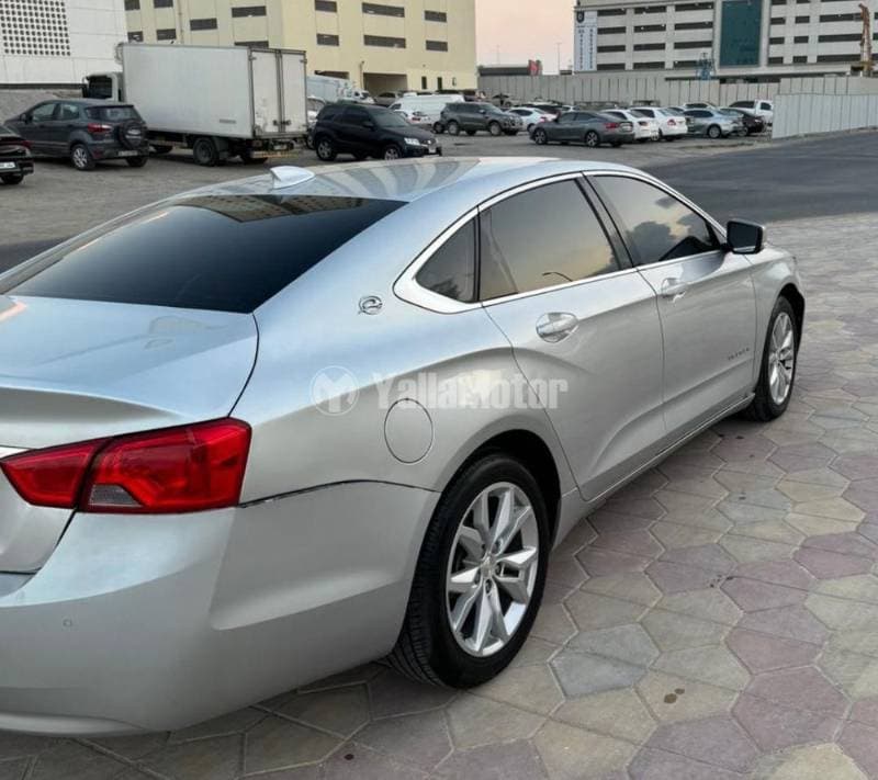 2016 Chevrolet Impala thumbnail 4