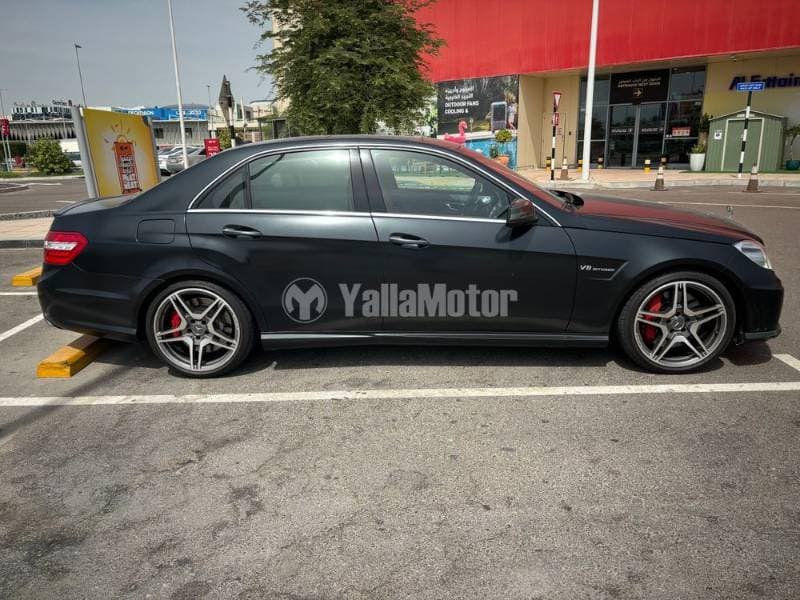 2012 Mercedes-Benz E 63 AMG thumbnail 2