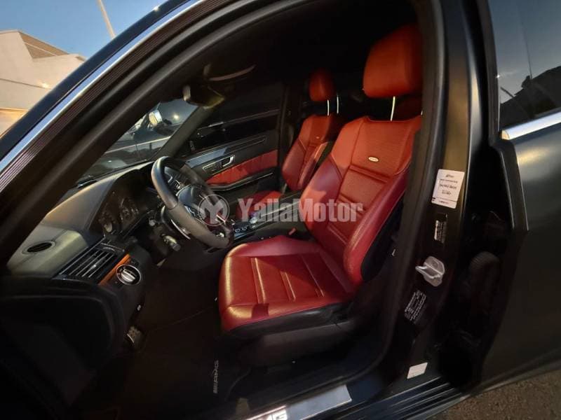 2012 Mercedes-Benz E 63 AMG thumbnail 5