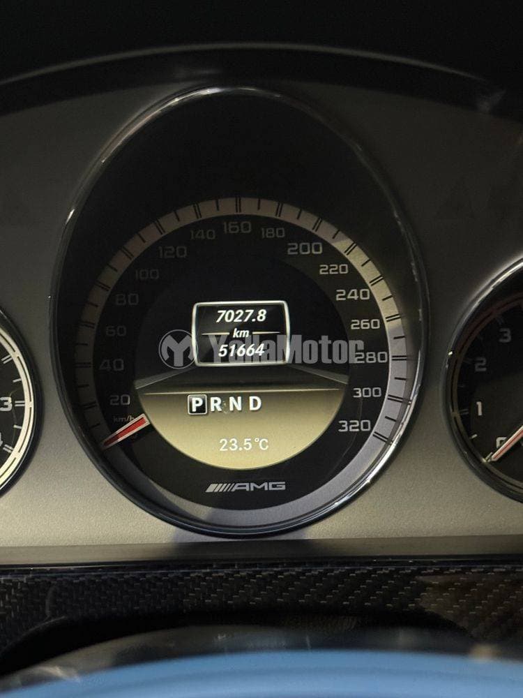 2012 Mercedes-Benz E 63 AMG thumbnail 7
