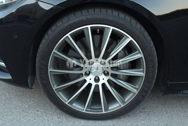 2015 Mercedes-Benz S-Class thumbnail 3