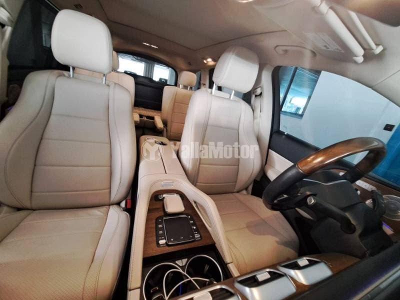 2021 Mercedes-Benz GLS thumbnail 4