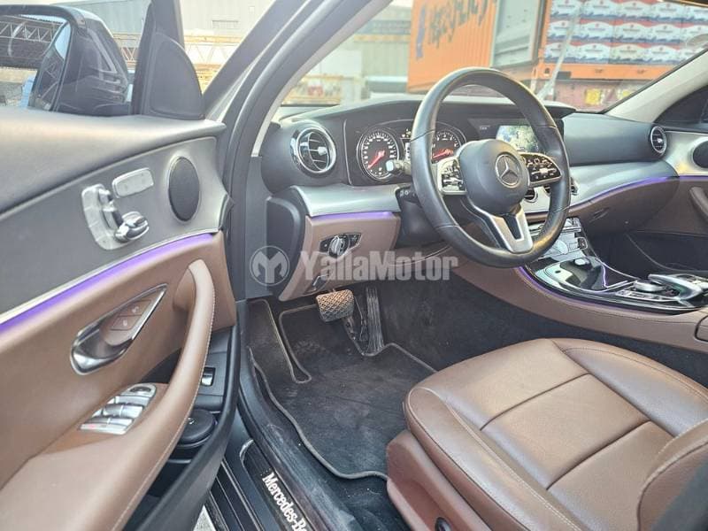 2019 Mercedes-Benz E-Class Saloon thumbnail 10