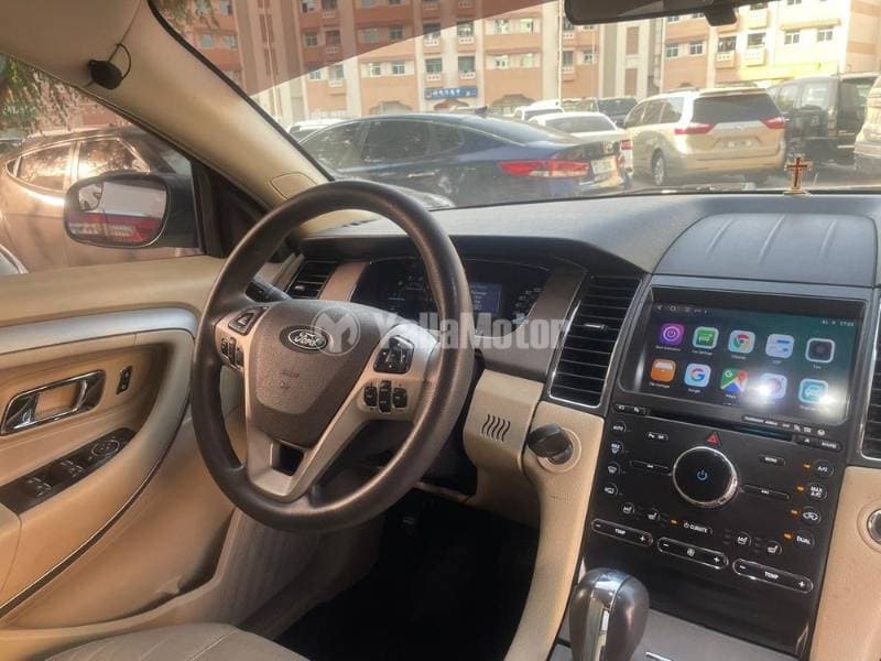 2013 Ford Taurus