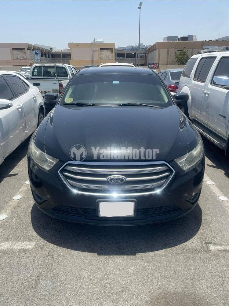 2013 Ford Taurus thumbnail 6