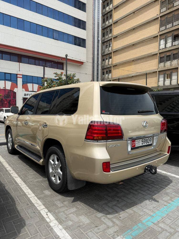 2011 Lexus LX 570 thumbnail 7