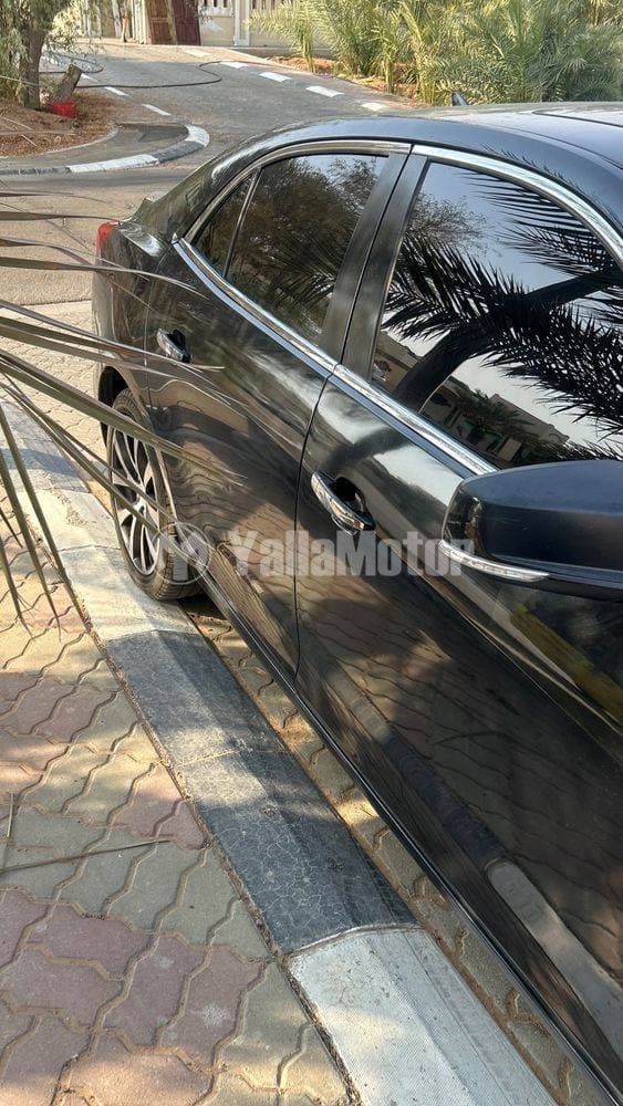 2015 Chevrolet Malibu thumbnail 3