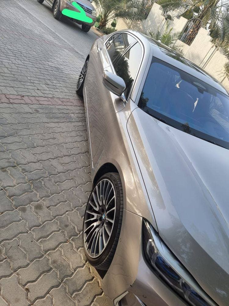 2020 BMW 7 Series thumbnail 6