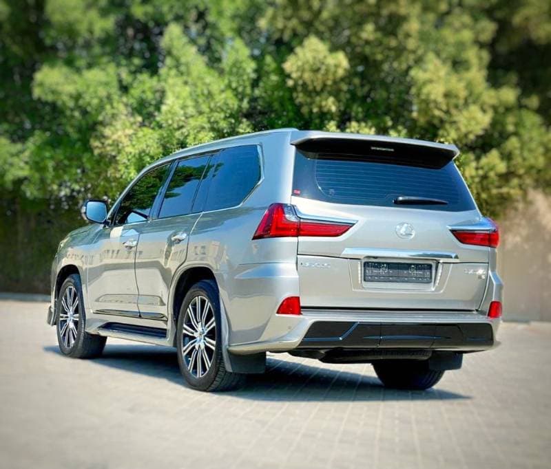 2021 Lexus LX 570 thumbnail 8