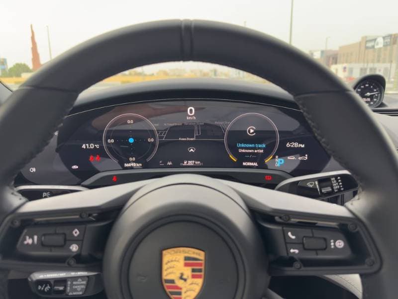 2022 Porsche Taycan thumbnail 7