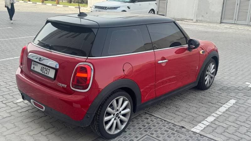 2019 Mini Cooper S thumbnail 3
