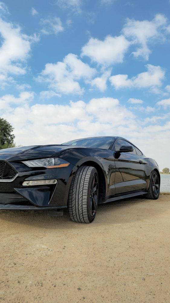 2023 Ford Mustang V8 Coupe thumbnail 4