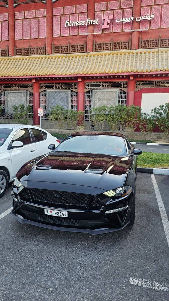 2023 Ford Mustang V8 Coupe thumbnail 7