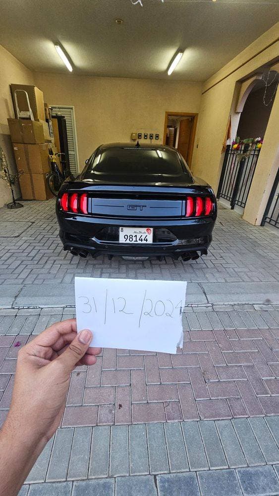 2023 Ford Mustang V8 Coupe thumbnail 9
