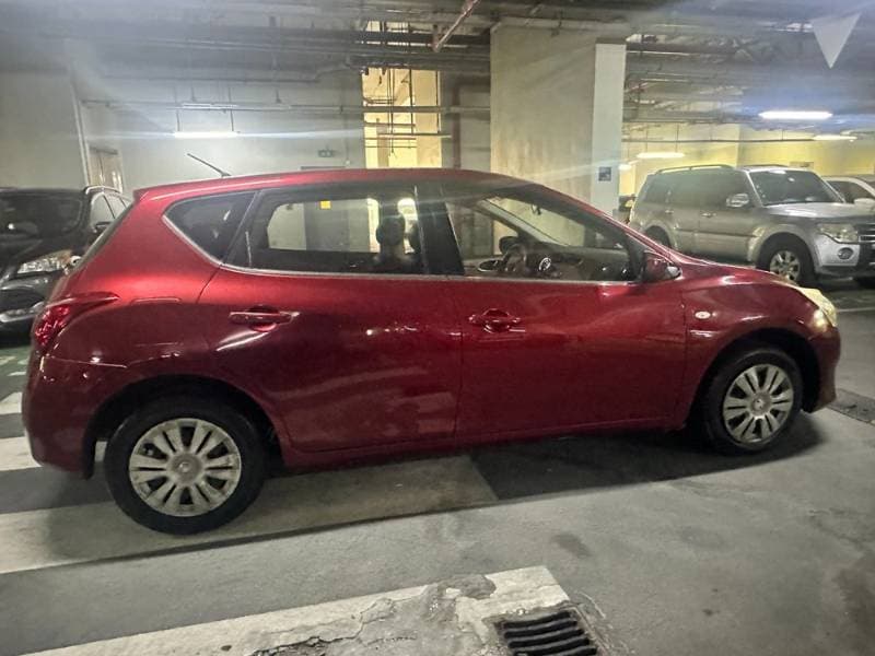 2015 Nissan Tiida thumbnail 3
