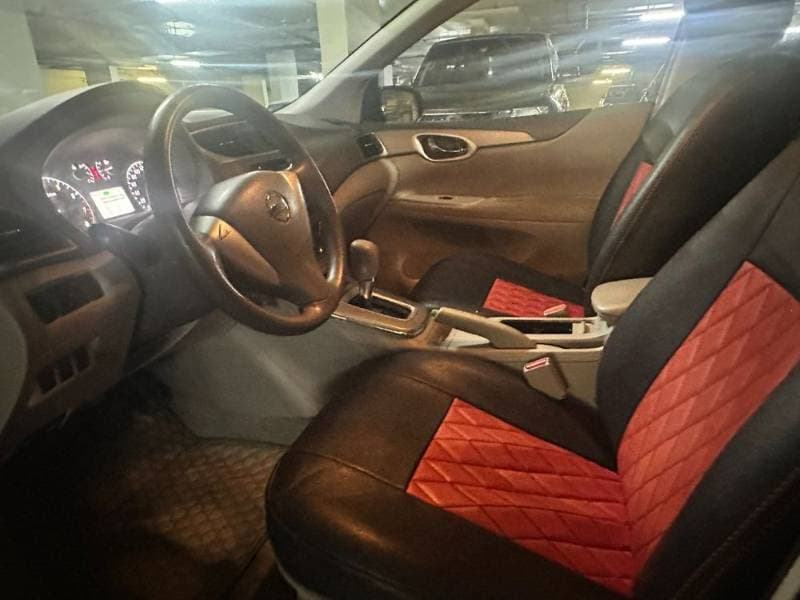 2015 Nissan Tiida thumbnail 6