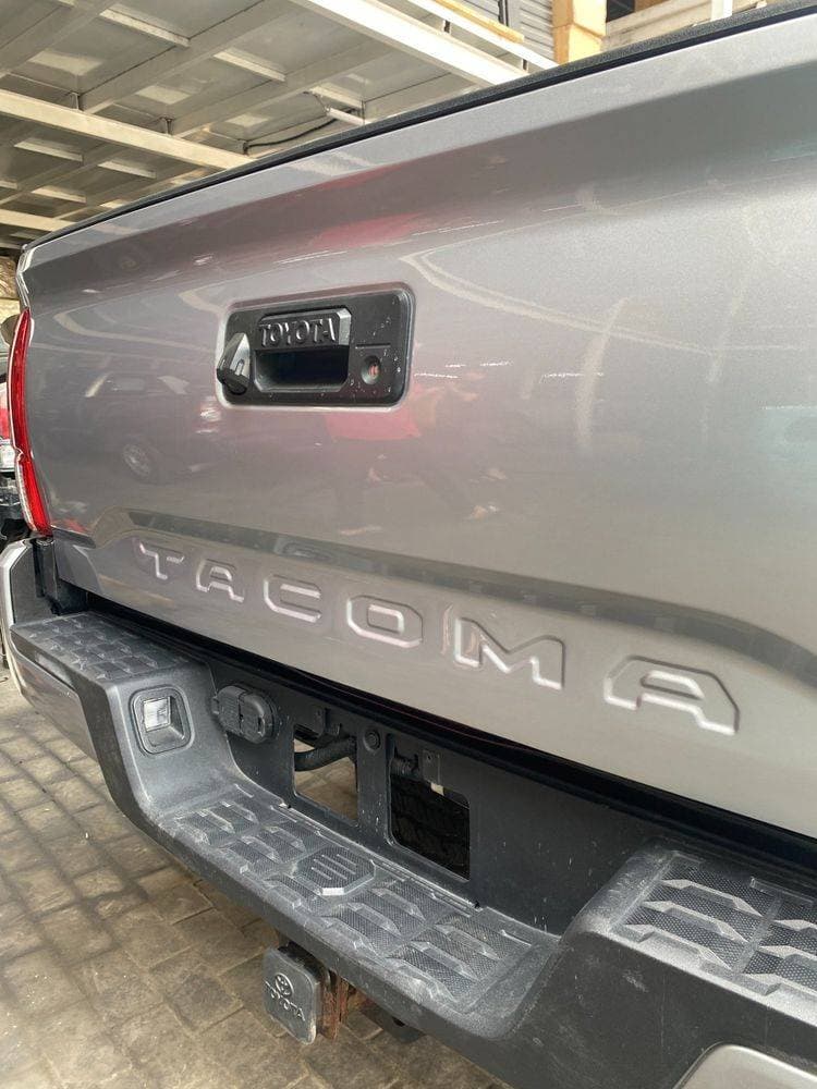 2019 Toyota Tacoma thumbnail 6