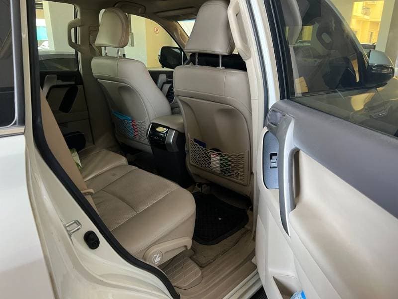 2020 Toyota Land Cruiser Prado thumbnail 5