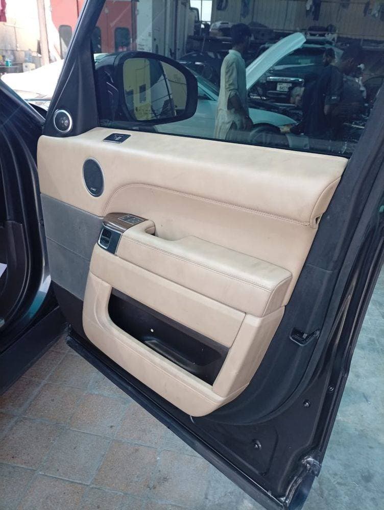 2016 Land Rover Range Rover Sport thumbnail 5