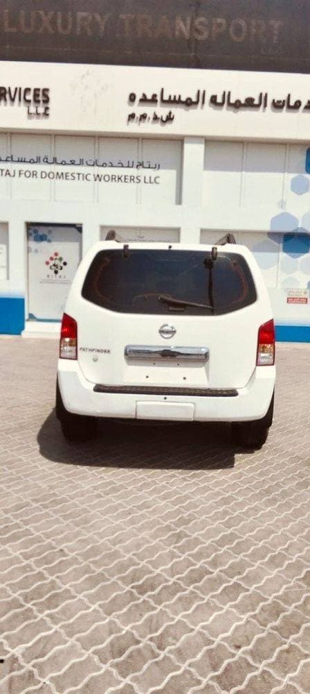 2006 Nissan Pathfinder thumbnail 5