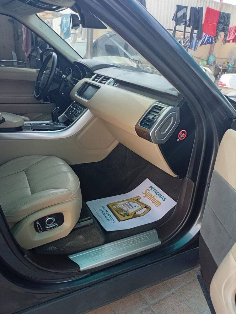 2016 Land Rover Range Rover Sport thumbnail 6